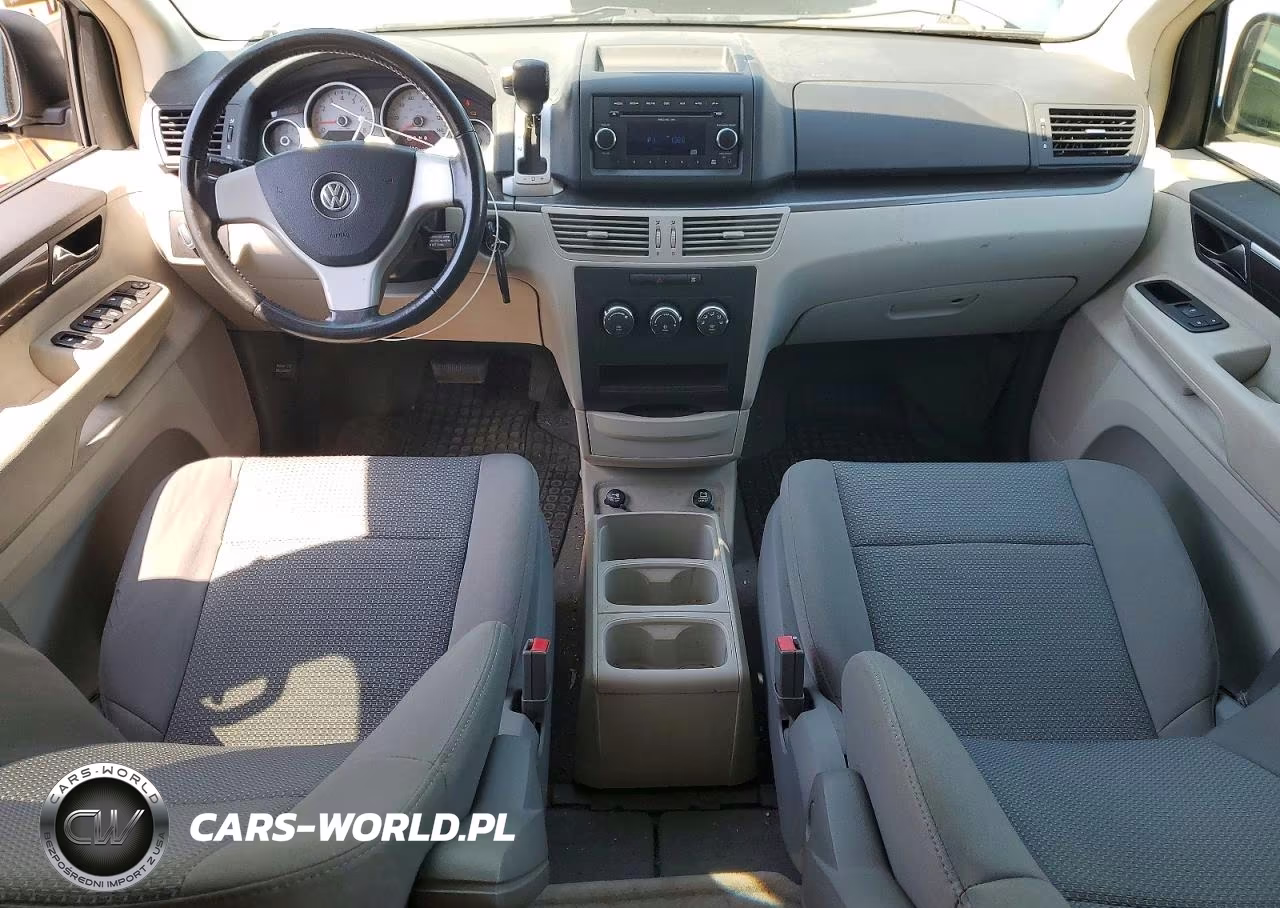 2009 Volkswagen Routan S VIN:2V8HW441X9R579629 - 8