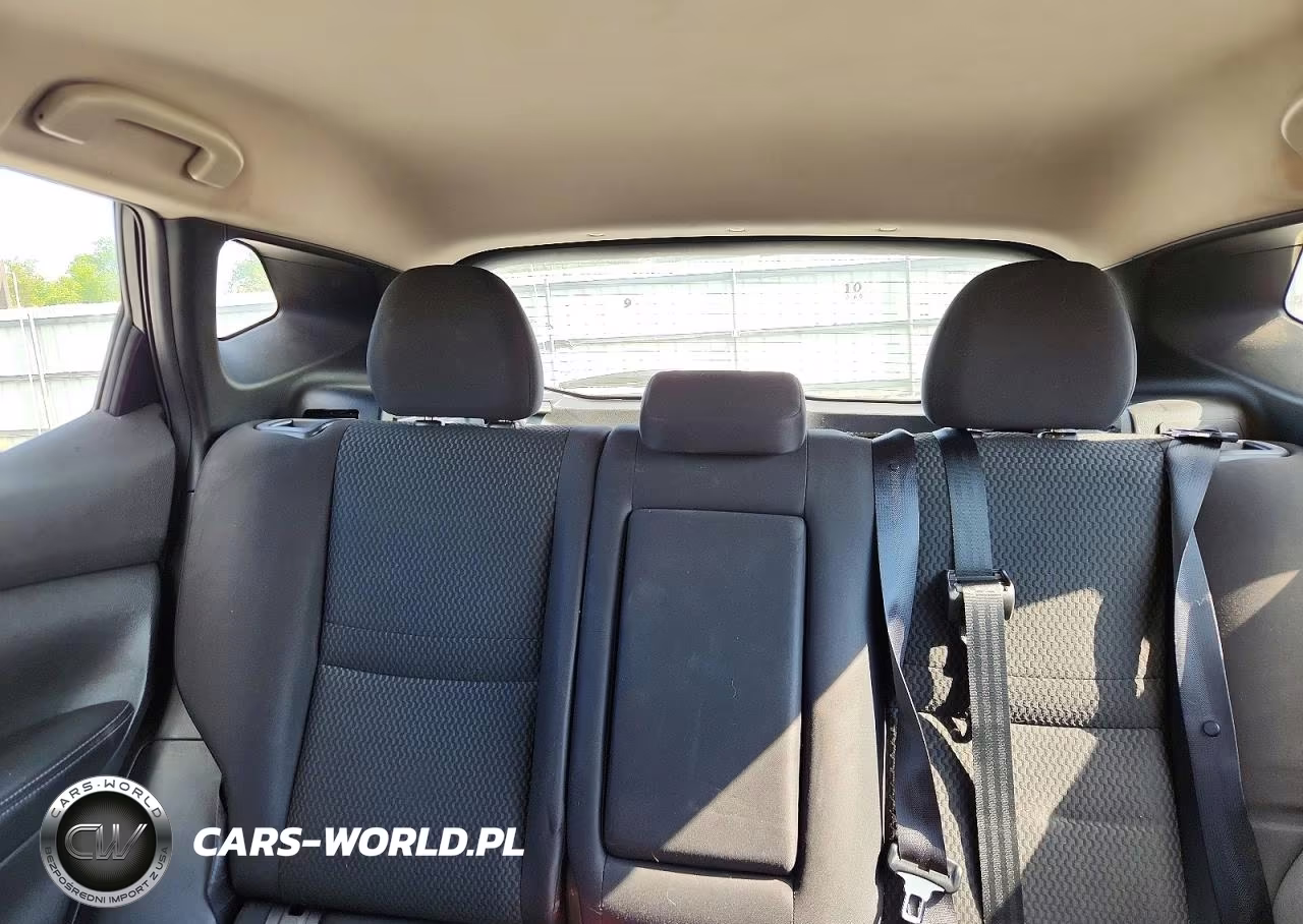 2019 Nissan Rogue Sport S VIN:JN1BJ1CR2KW623340 - 10