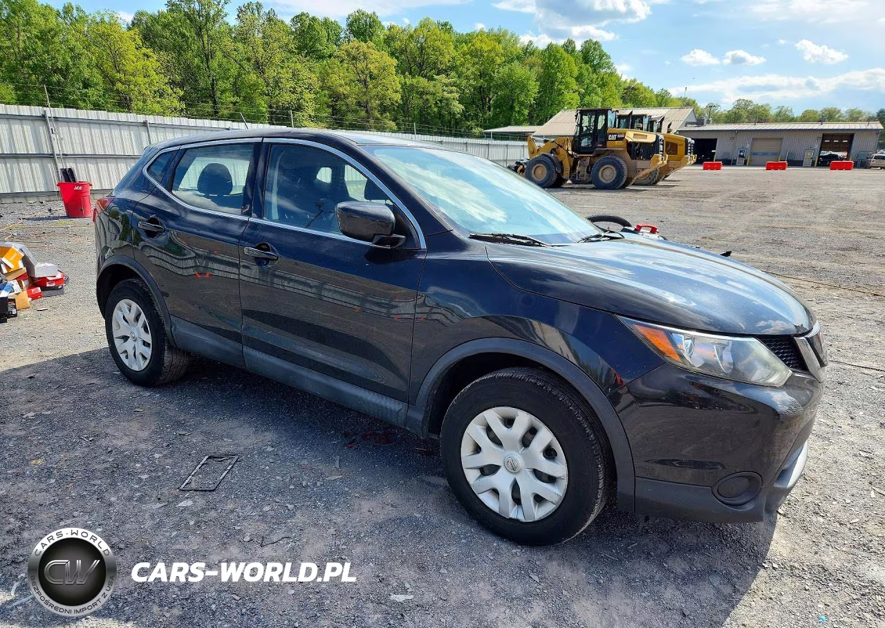 2019 Nissan Rogue Sport S VIN:JN1BJ1CR2KW623340 - 4