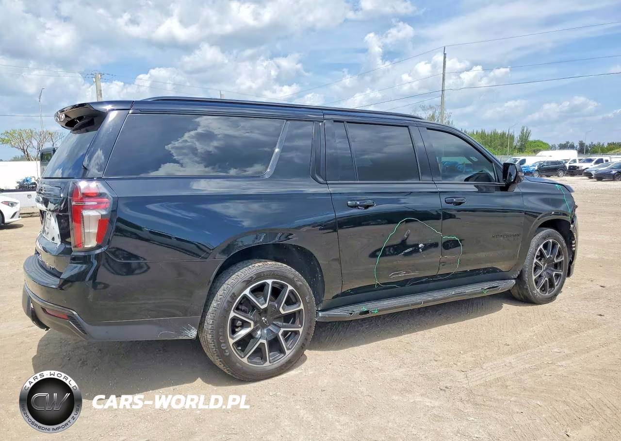2021 Chevrolet Suburban C1500 Rst VIN:1GNSCEKD7MR301256 - 3