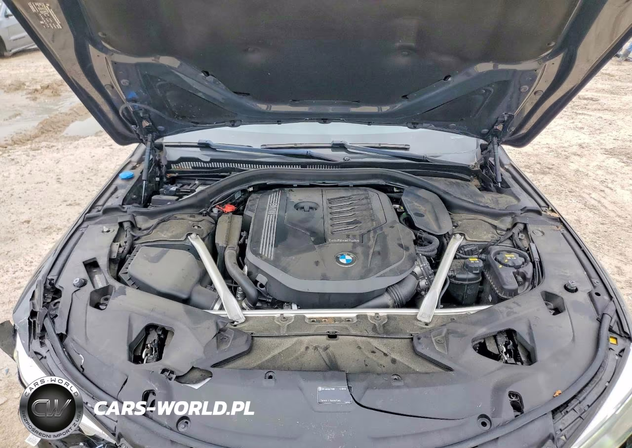 2022 BMW 840I VIN:WBAGV2C00NCJ99156 - 11