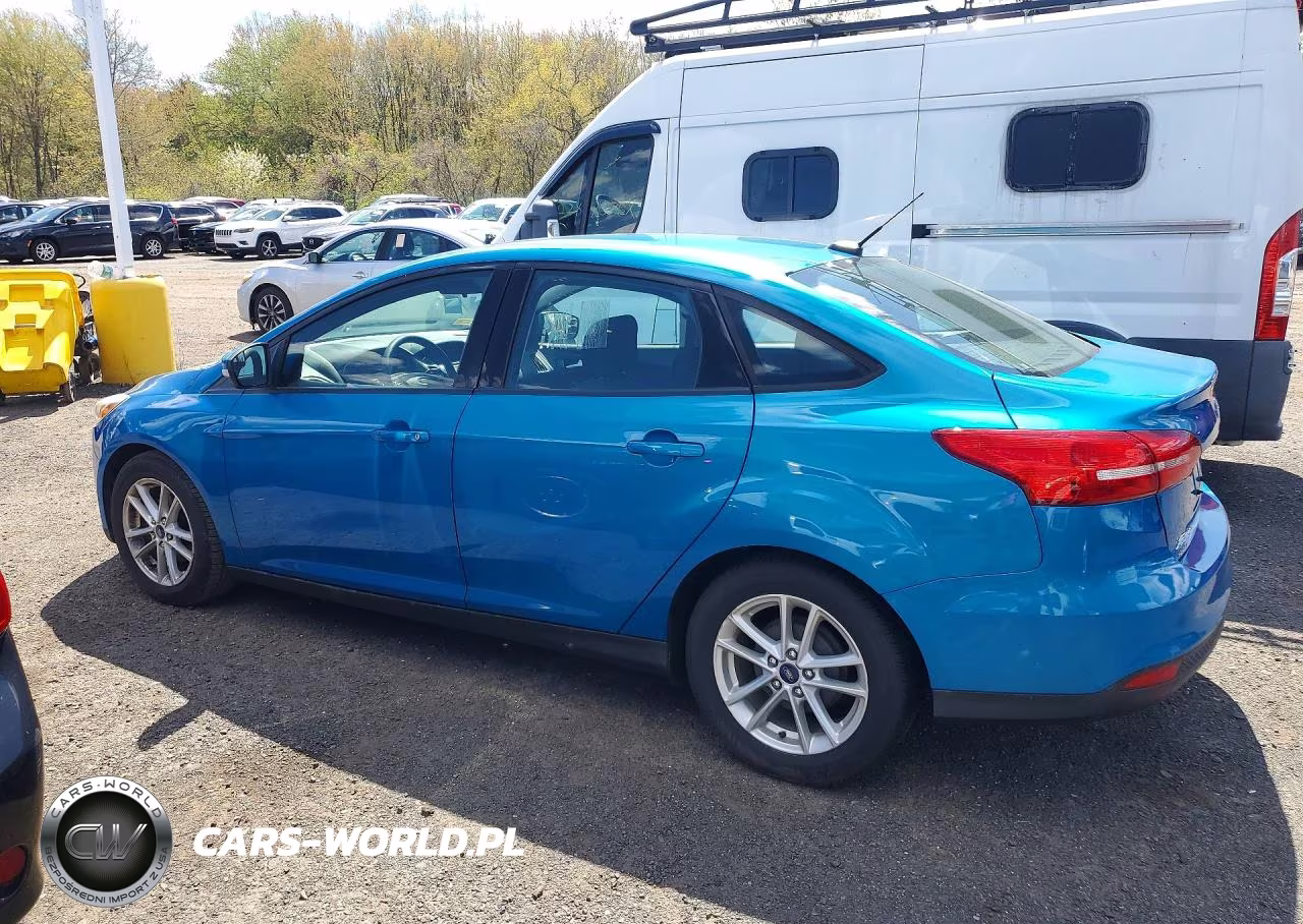 2015 Ford Focus VIN:1FADP3FE8FL213566 - 2