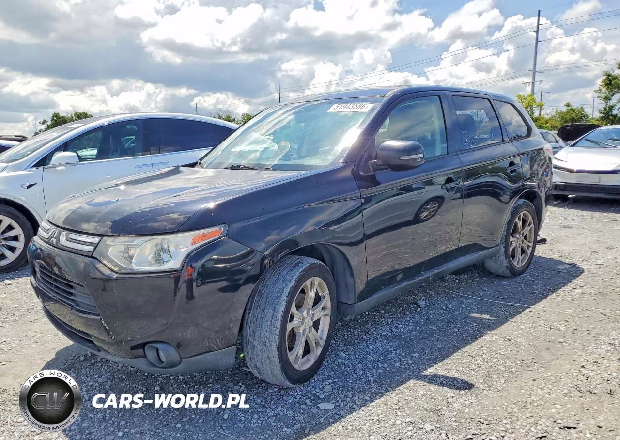 2014 Mitsubishi Outlander Es – zdjęcie 1 z 13