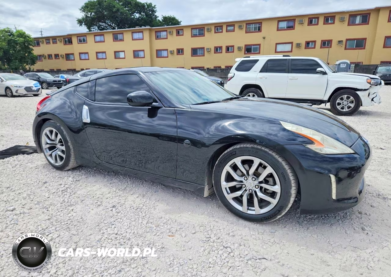 2014 Nissan 370Z Touring VIN:JN1AZ4EH0EM634380 - 4