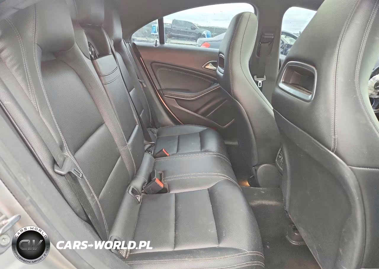 2019 Mercedes-Benz Cla 250 VIN:WDDSJ4EB3KN716104 - 10