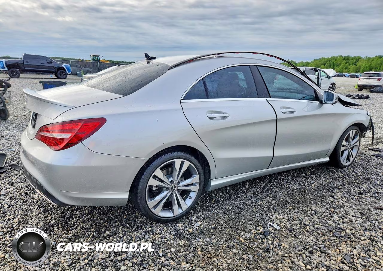 2019 Mercedes-Benz Cla 250 VIN:WDDSJ4EB3KN716104 - 3