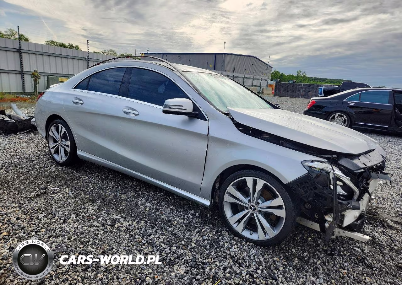2019 Mercedes-Benz Cla 250 VIN:WDDSJ4EB3KN716104 - 4
