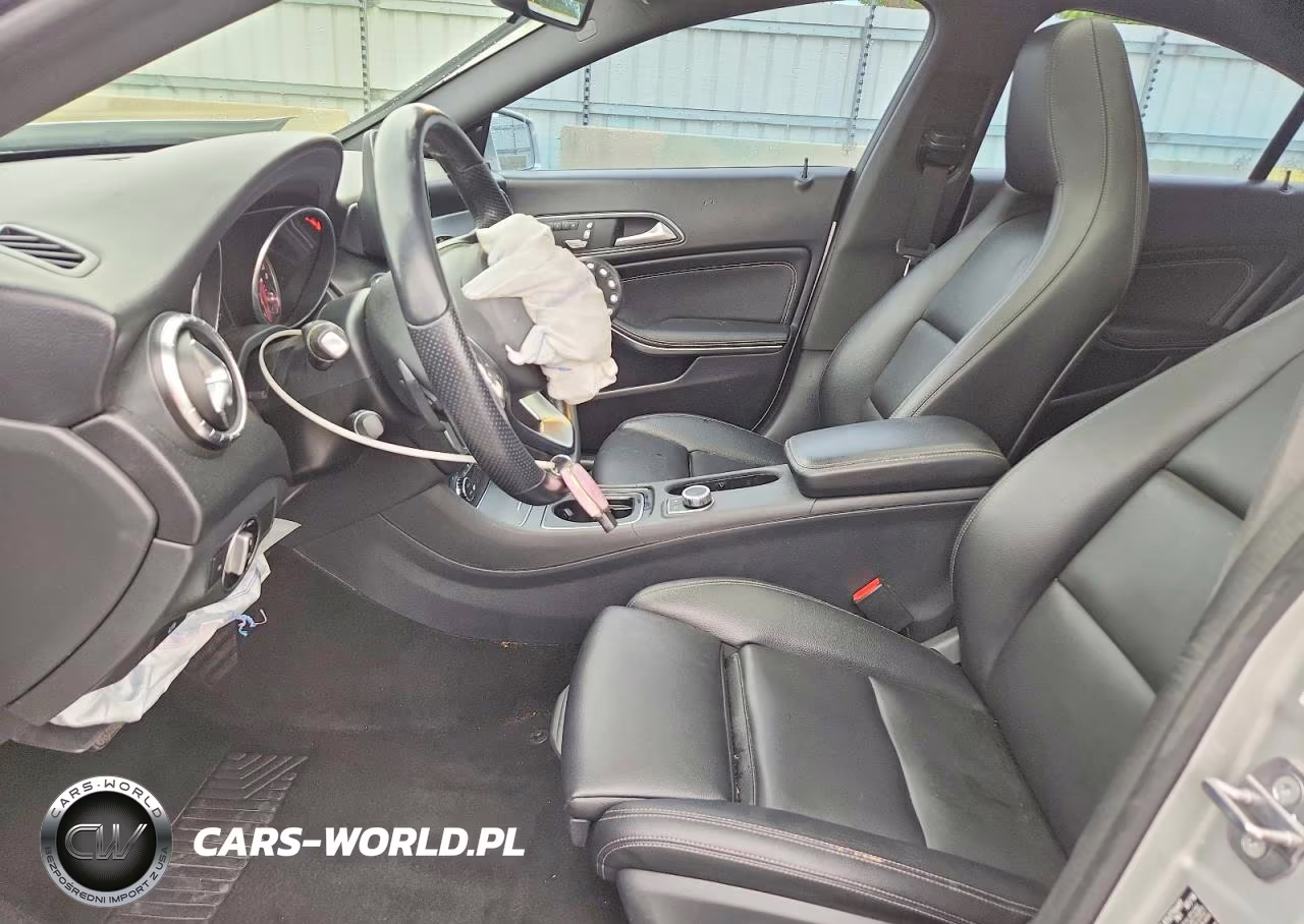 2019 Mercedes-Benz Cla 250 VIN:WDDSJ4EB3KN716104 - 7