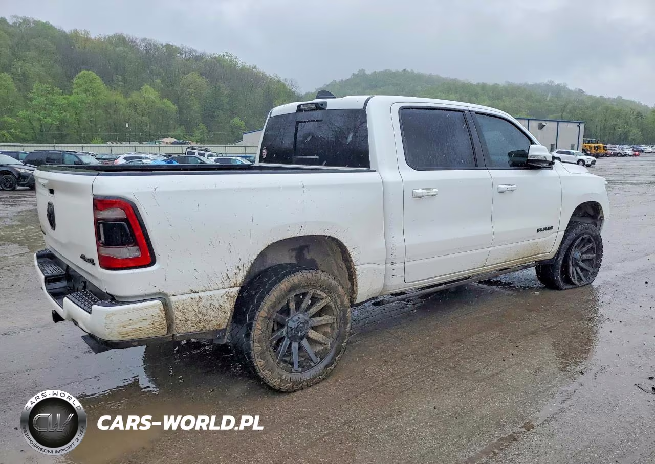 2021 Ram 1500 Sport VIN:1C6SRFVT2MN516848 - 3