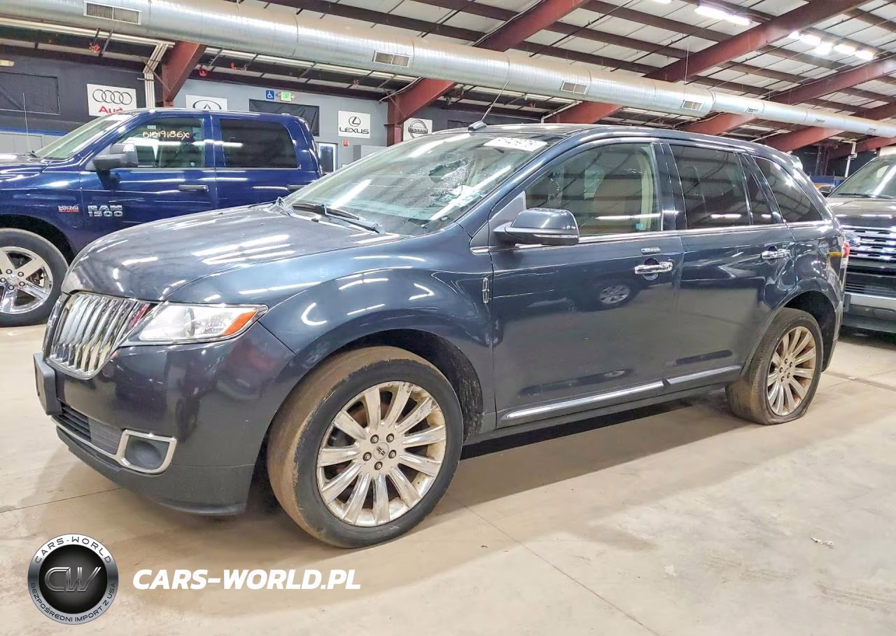 2013 Lincoln Townhouse Mkx