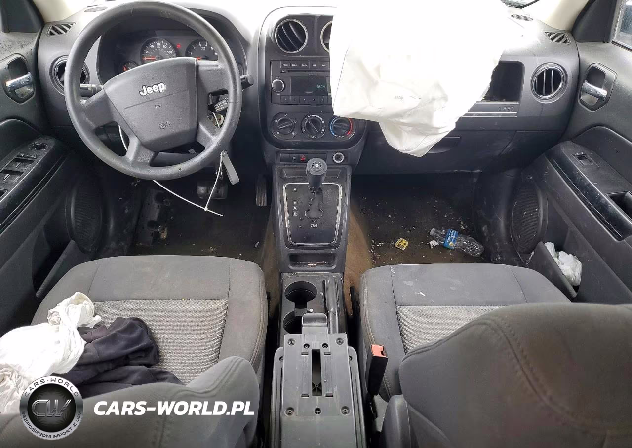 2009 Jeep Patriot Sport VIN:1J4FF28B19D205661 - 8