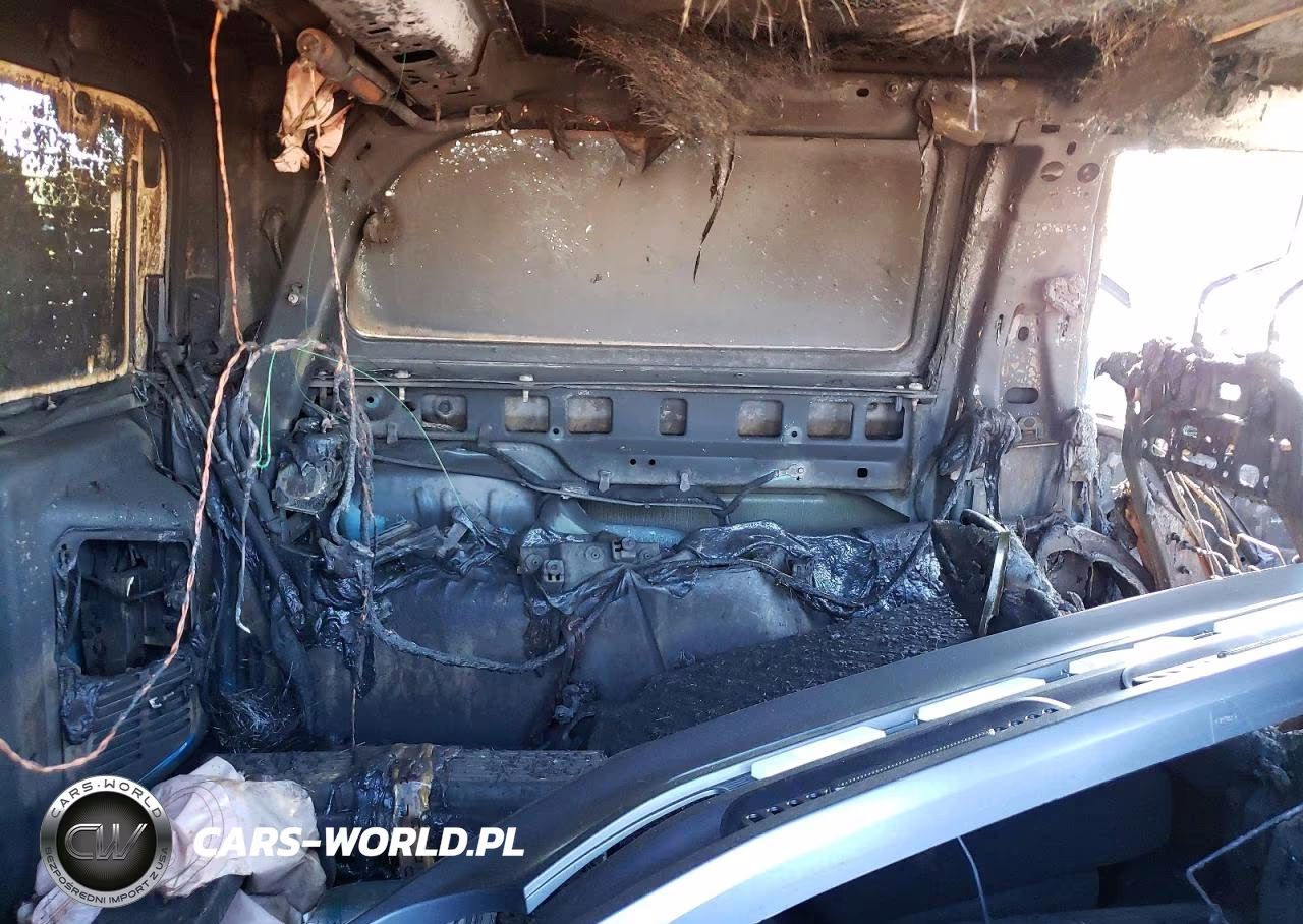 2024 Ford Bronco Big Bend VIN:1FMDE7AH1RLB21644 - 11