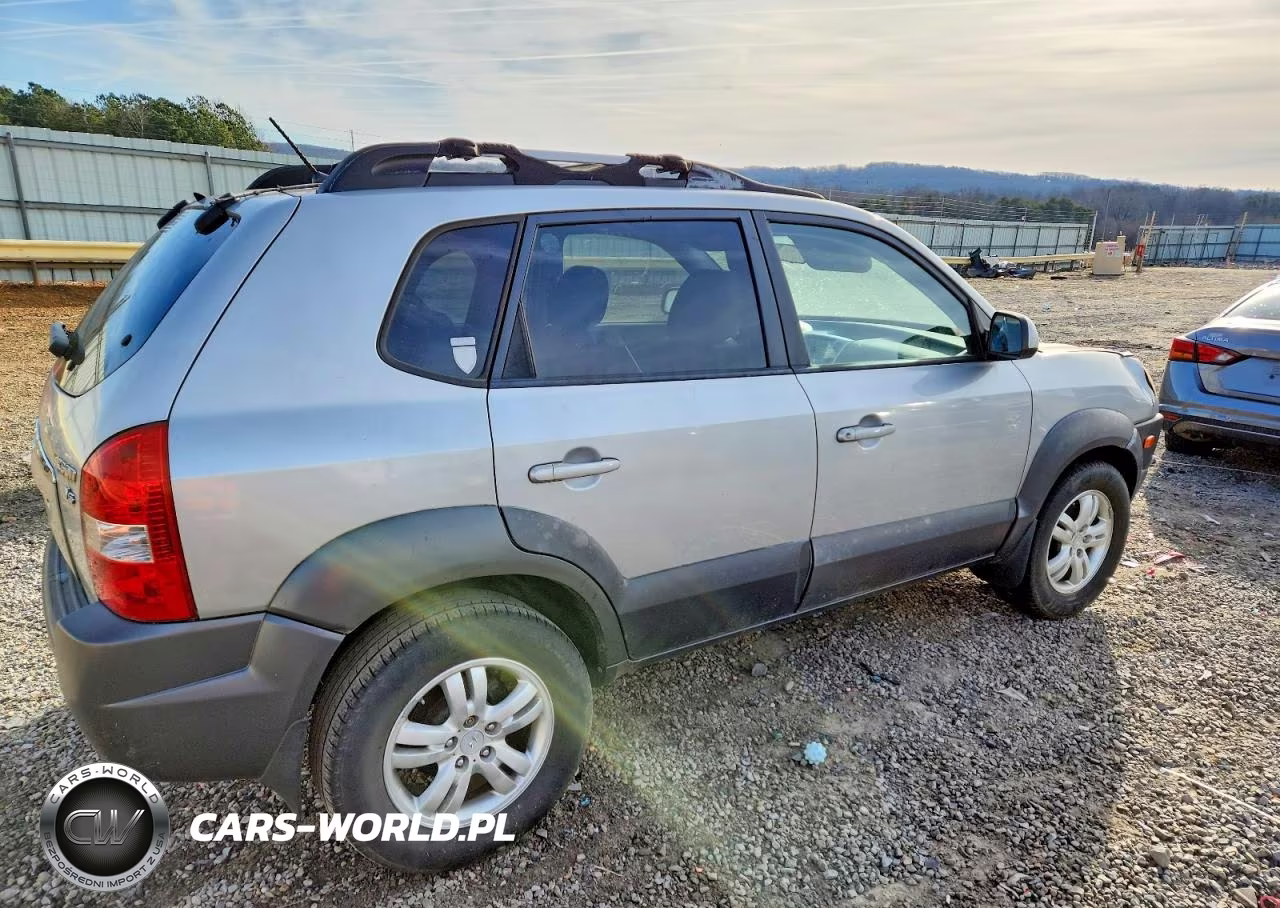 2008 Hyundai Tucson VIN:KM8JN12D98U814465 - 3