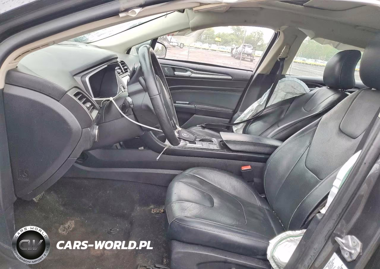2019 Ford Fusion Titanium VIN:3FA6P0K92KR259454 - 7
