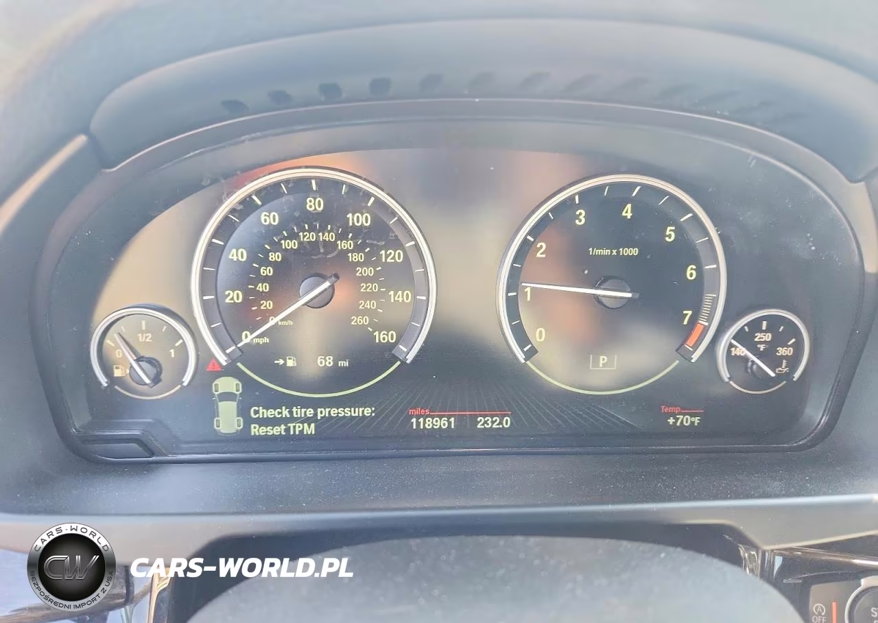 2017 BMW X5 xDrive35I VIN:5UXKR0C55H0V49824 - 9