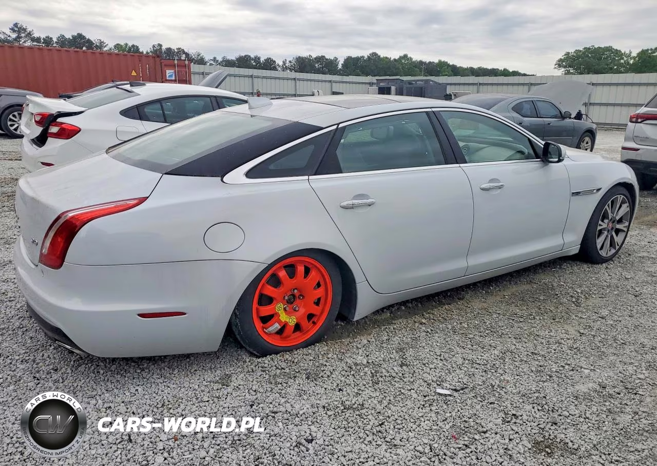 2017 Jaguar Xjl Portfolio VIN:SAJWA2G74H8W10715 - 3