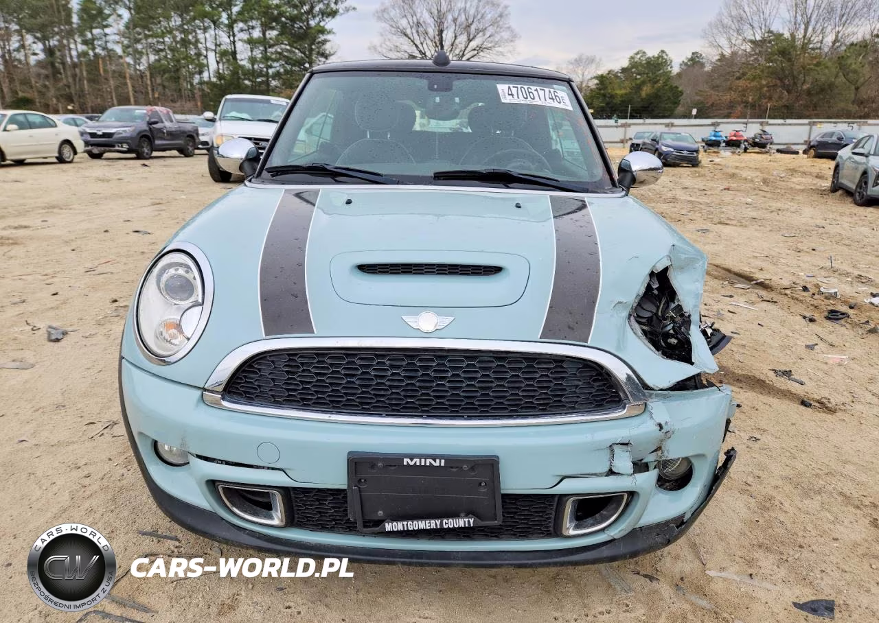2011 Mini Cooper S VIN:WMWZP3C56BT249252 - 5