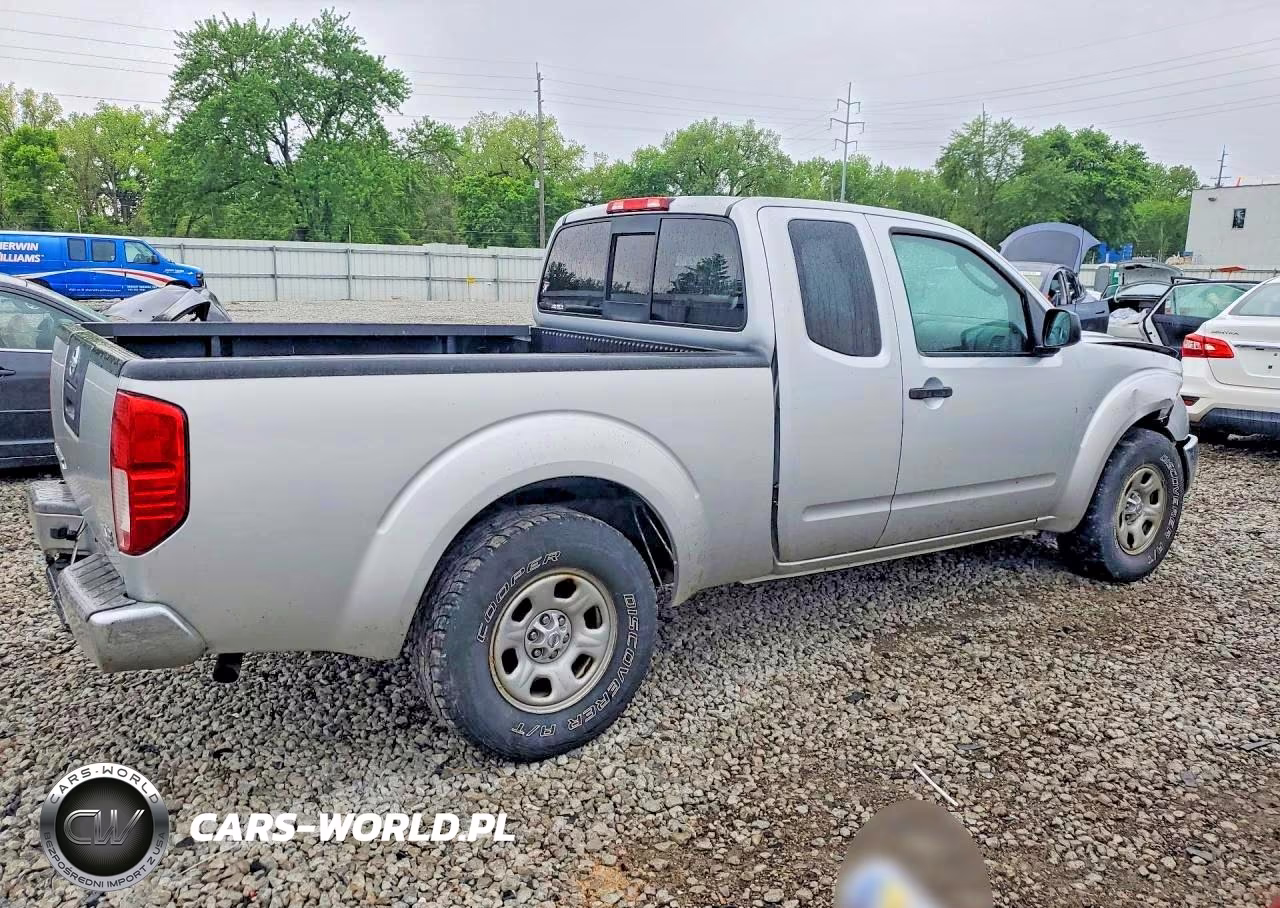 2010 Nissan Frontier Xe VIN:1N6BD0CT7AC421469 - 3