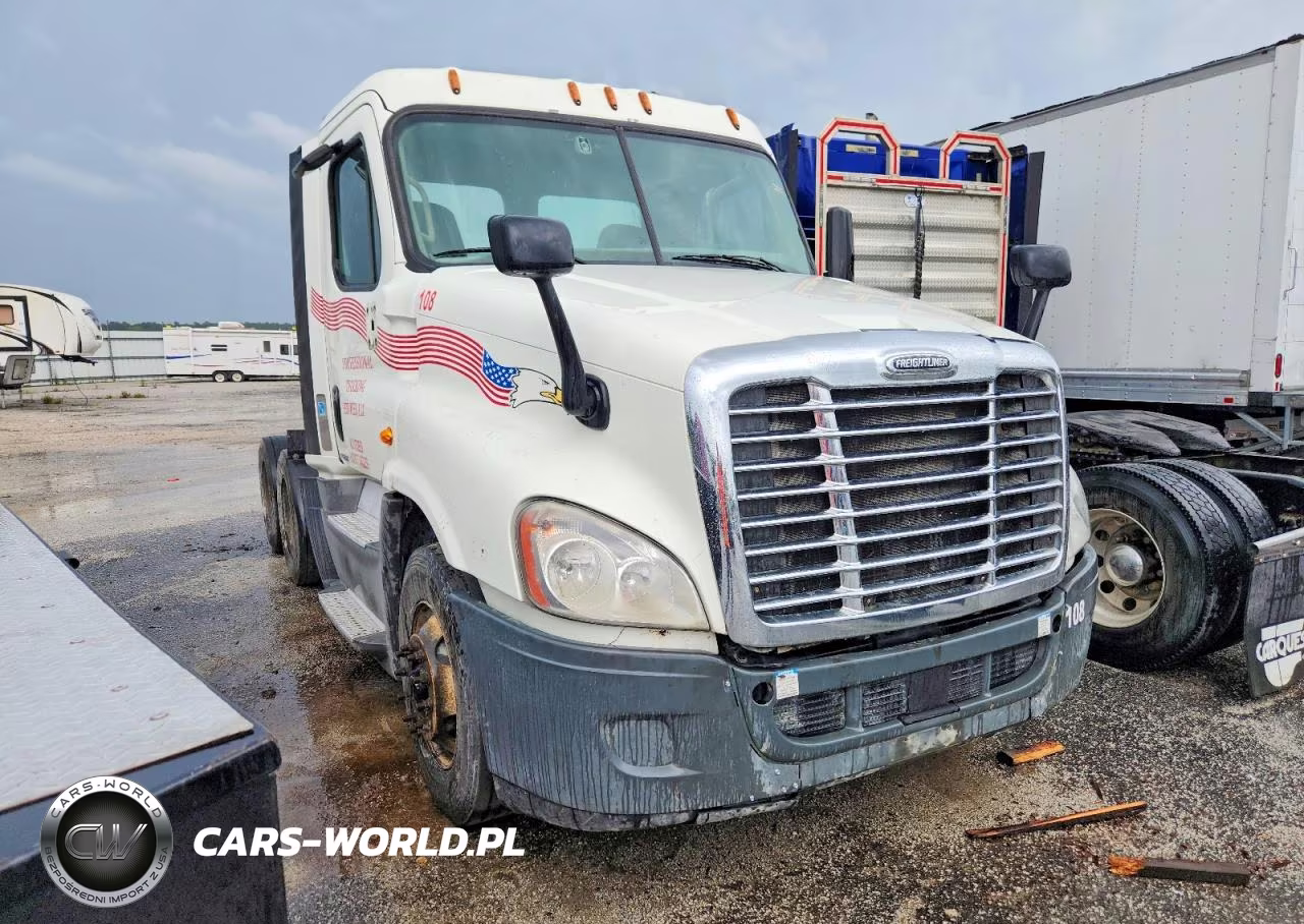 2018 Freightliner Cascadia 125 Semi Truck