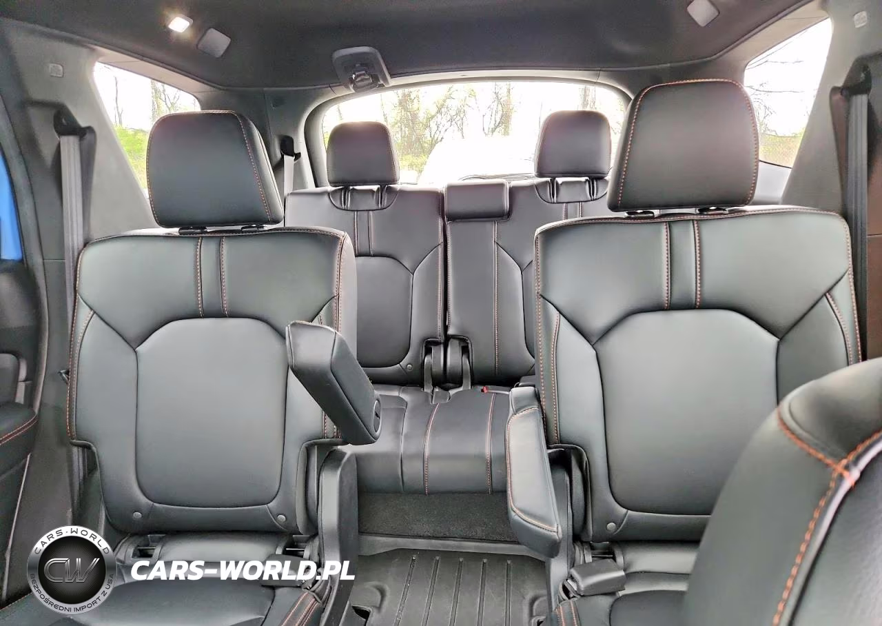 2025 Honda Pilot Trailsport VIN:5FNYG1H6XSB038028 - 10