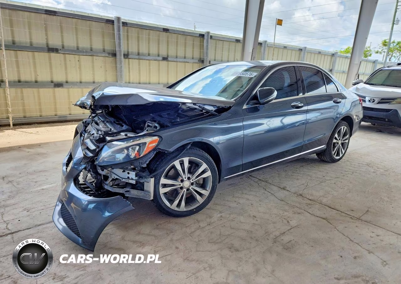 2015 Mercedes-Benz C 300 4Matic – zdjęcie 1 z 12