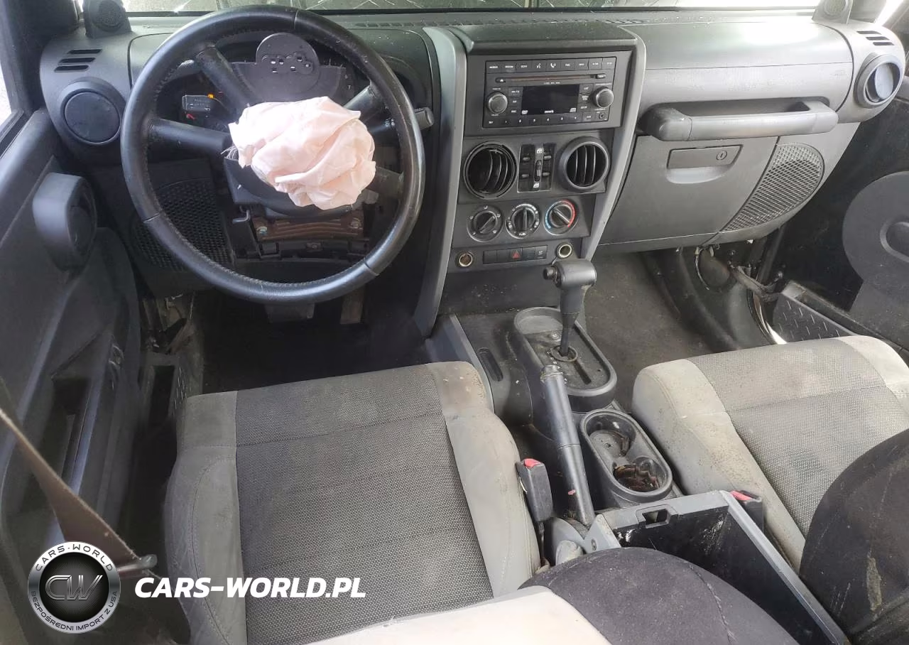 2007 Jeep Wrangler X VIN:1J8GB39107L199204 - 8