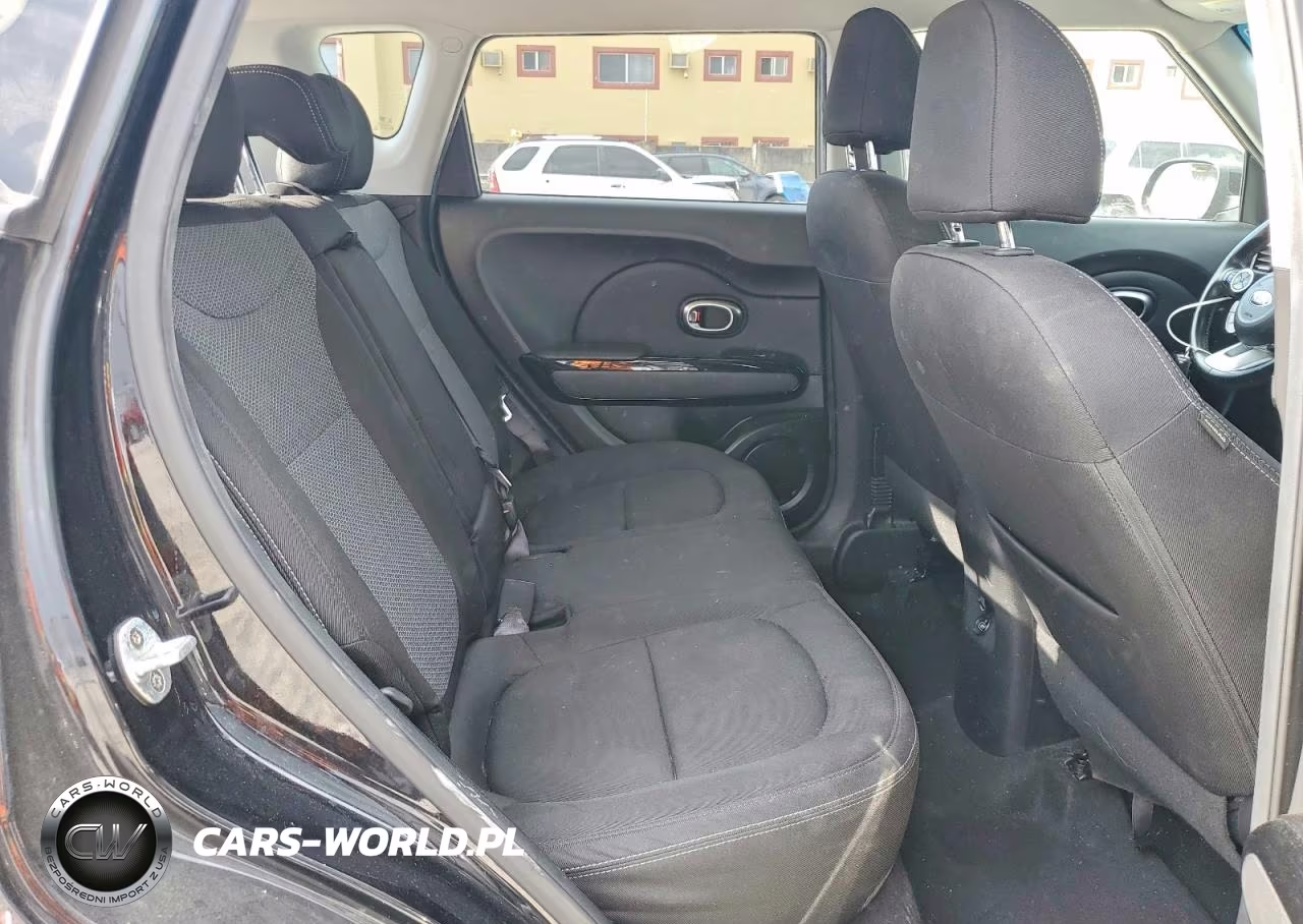 2018 Kia Soul + VIN:KNDJP3A52J7515313 - 10