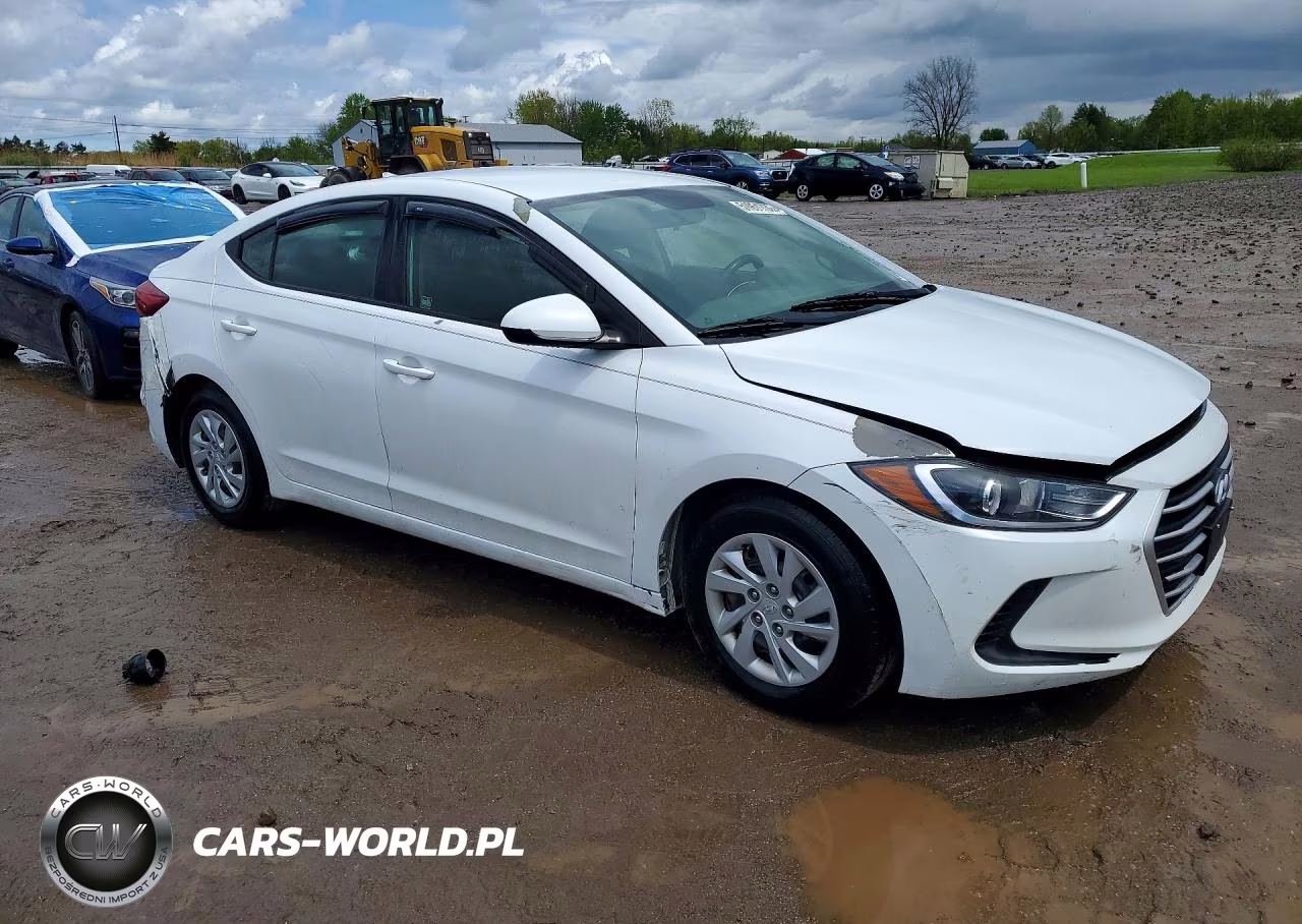 2017 Hyundai Elantra Se VIN:5NPD74LFXHH193616 - 4