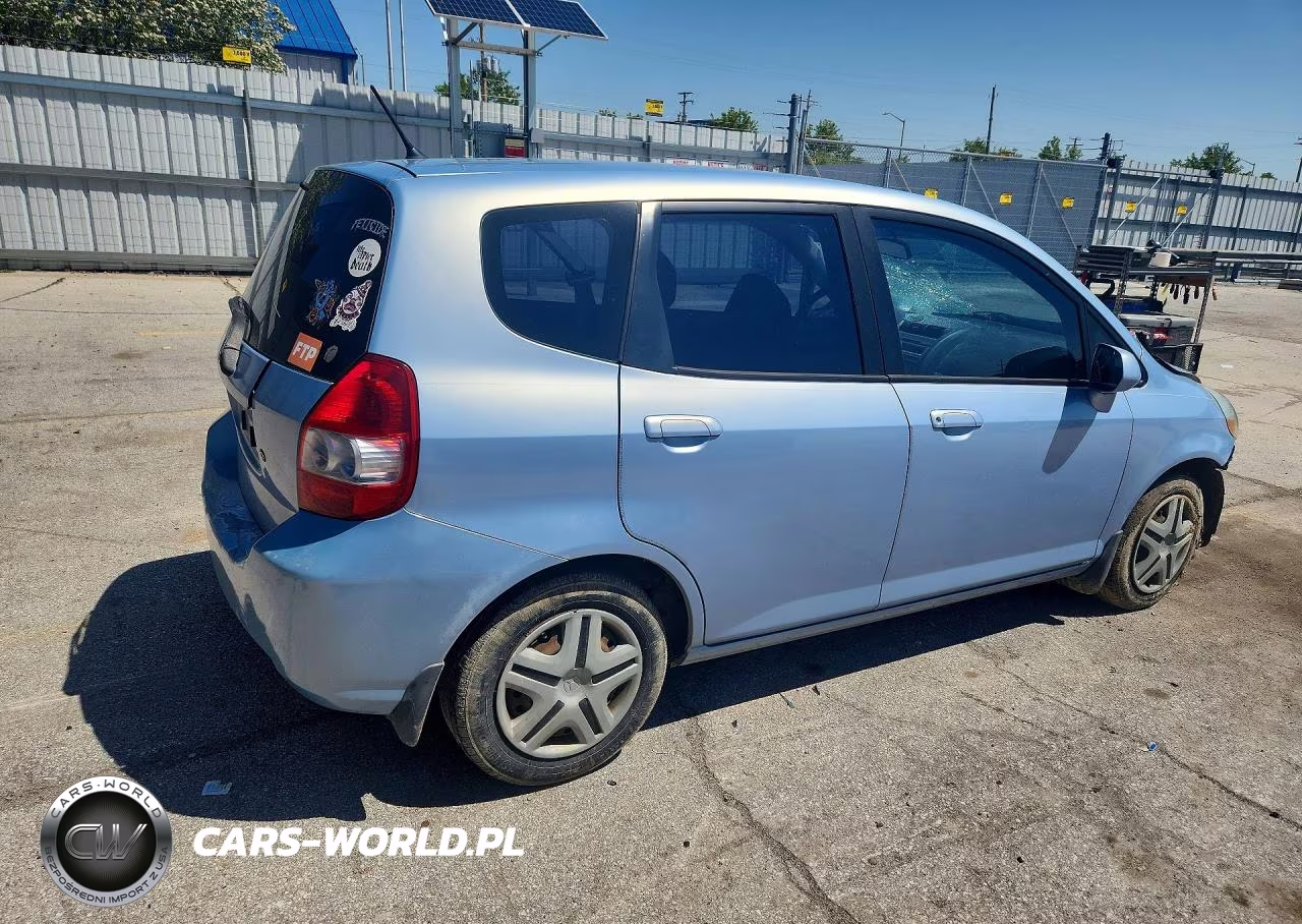 2008 Honda Fit VIN:JHMGD38478S060528 - 3