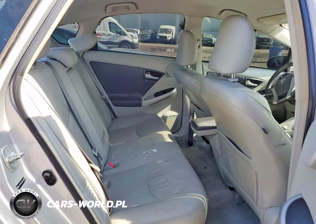 2010 Toyota Prius Iv VIN:JTDKN3DU3A0044858 - 10