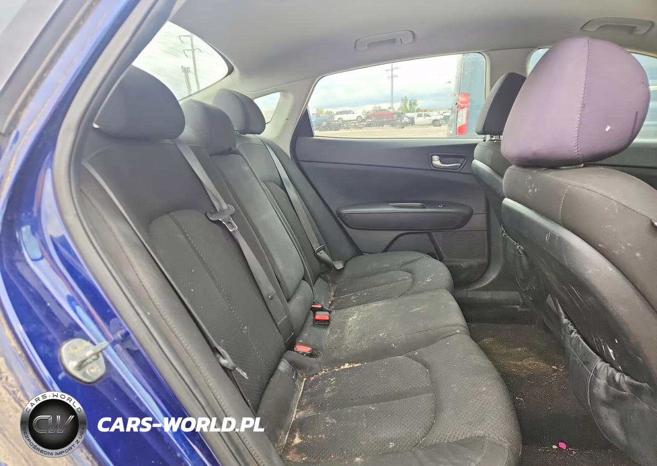 2018 Kia Optima Lx VIN:5XXGT4L38JG270614 - 10