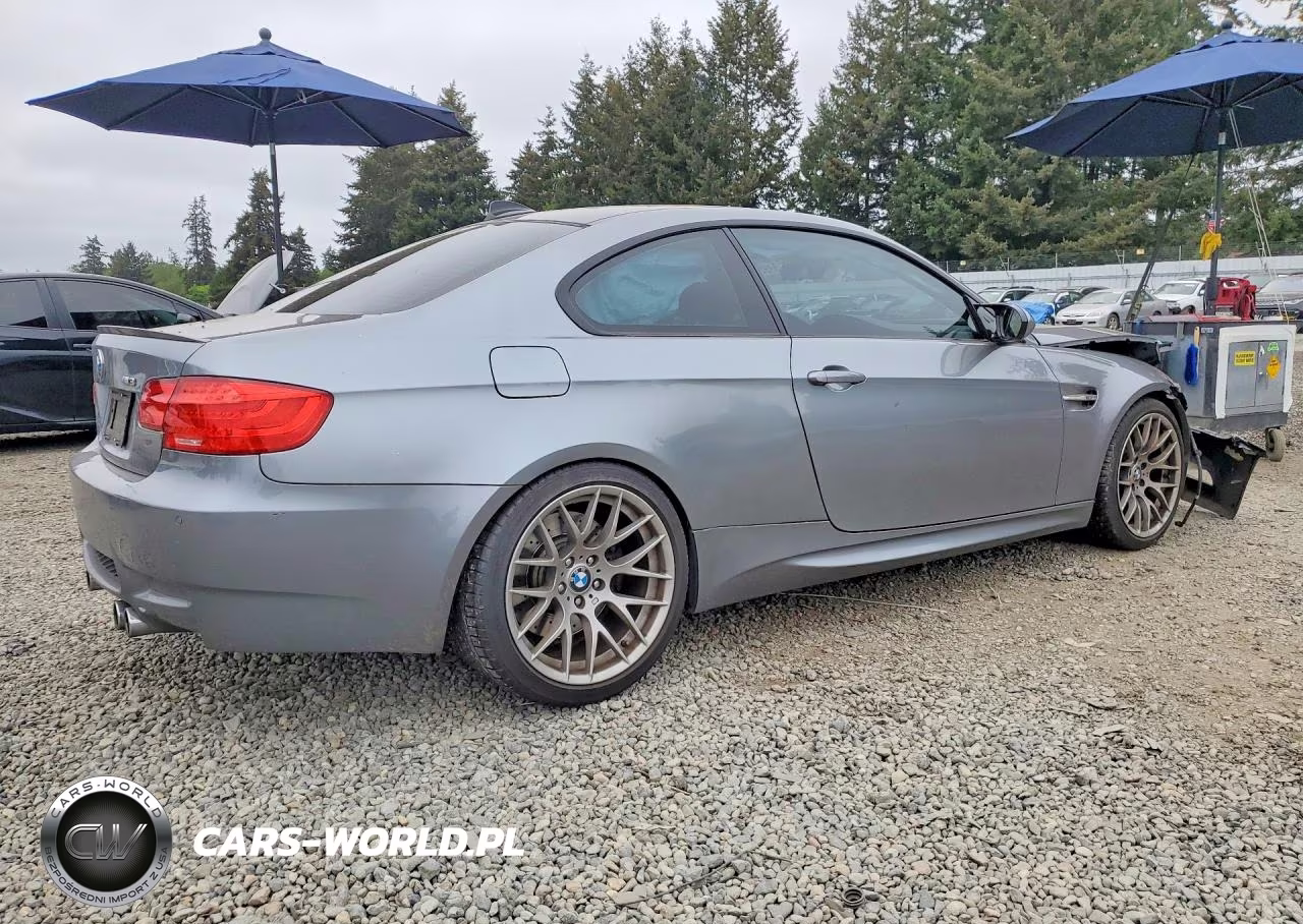 2013 BMW M3 VIN:WBSKG9C5XDJ594962 - 3