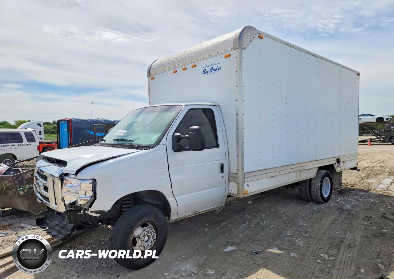 2012 Ford E450 Box Truck