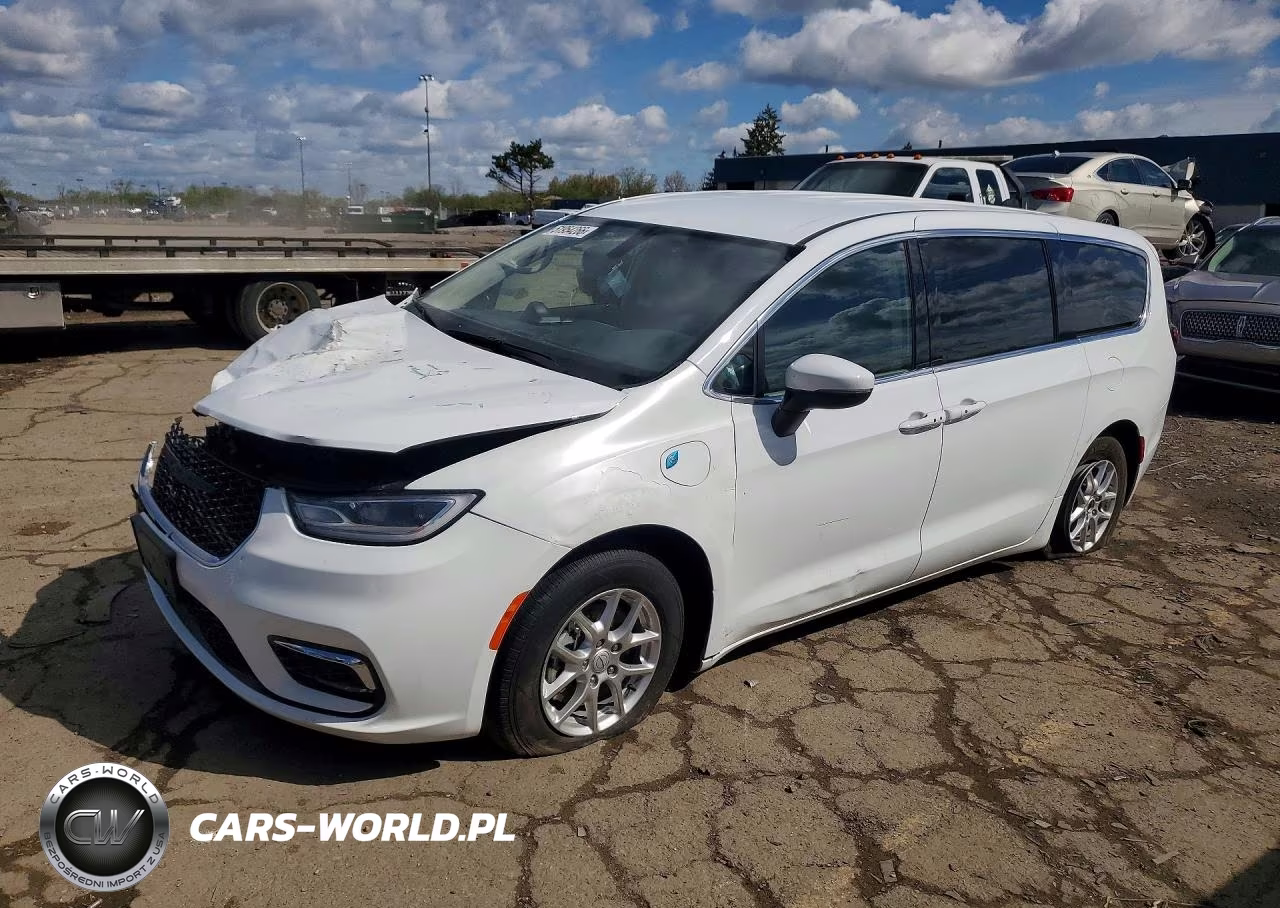 2023 Chrysler Pacifica Hybrid Touring L