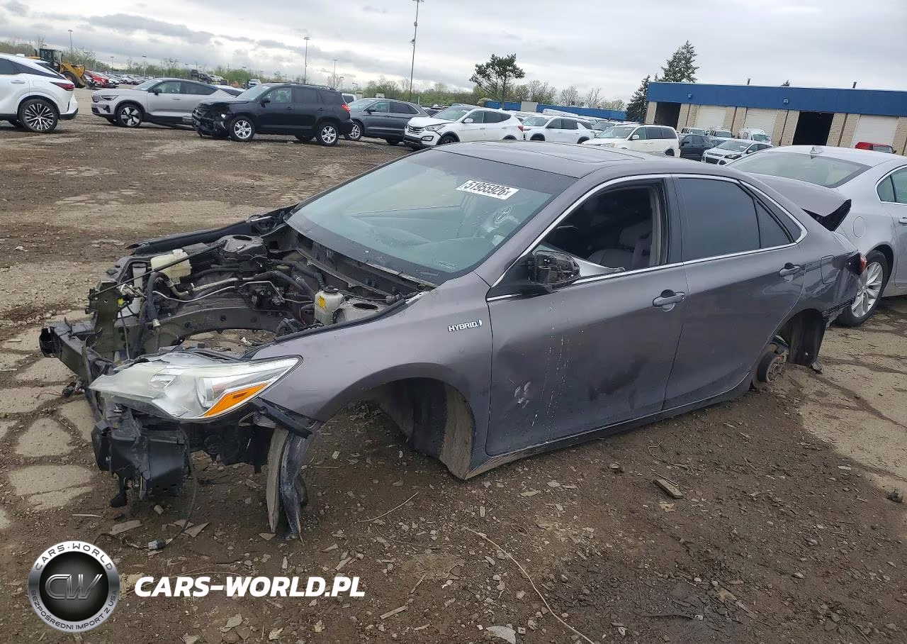 2016 Toyota Camry Hybrid Xle