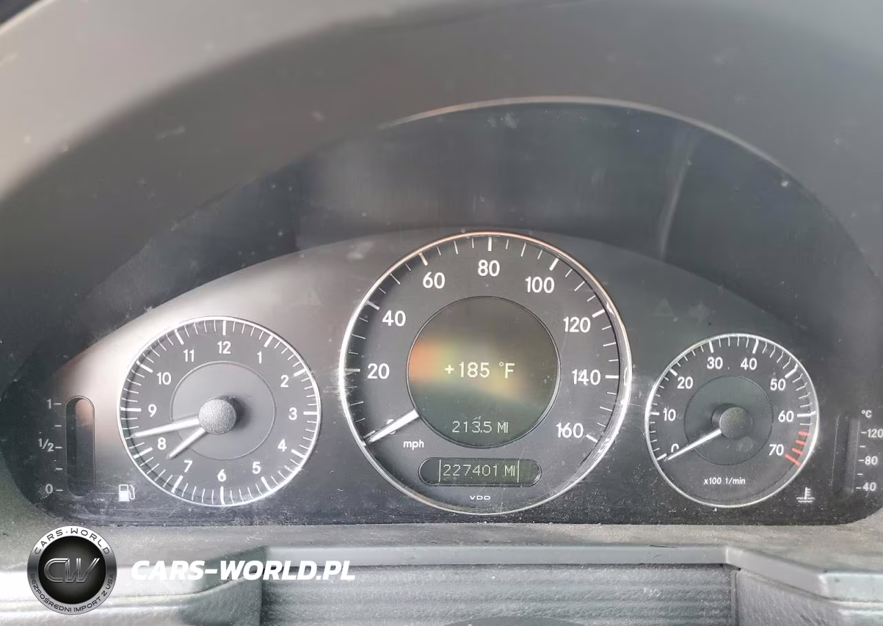 2004 Mercedes-Benz E 320 VIN:WDBUH65J34A514017 - 9
