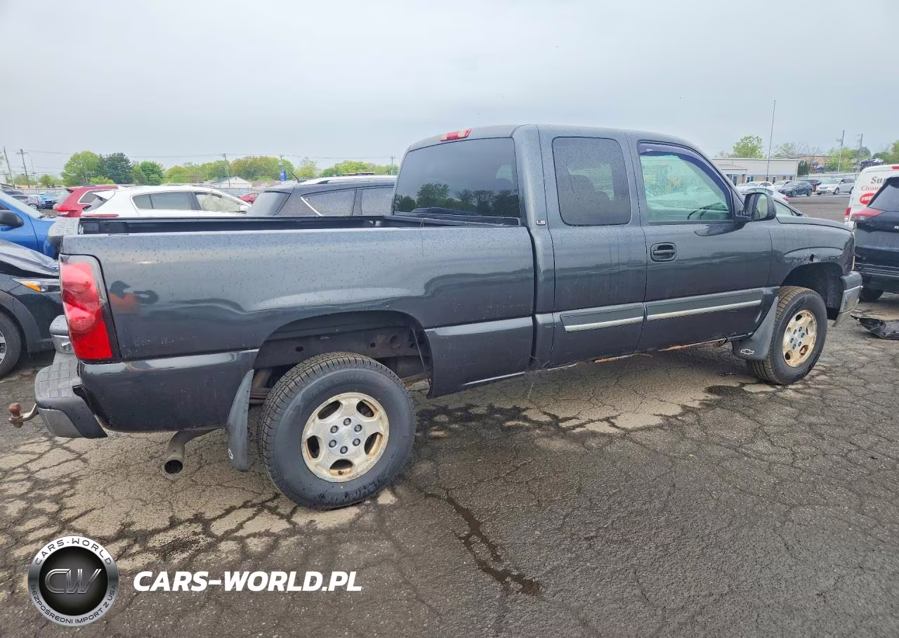 2004 Chevrolet Silverado K1500 VIN:2GCEK19T041101326 - 3
