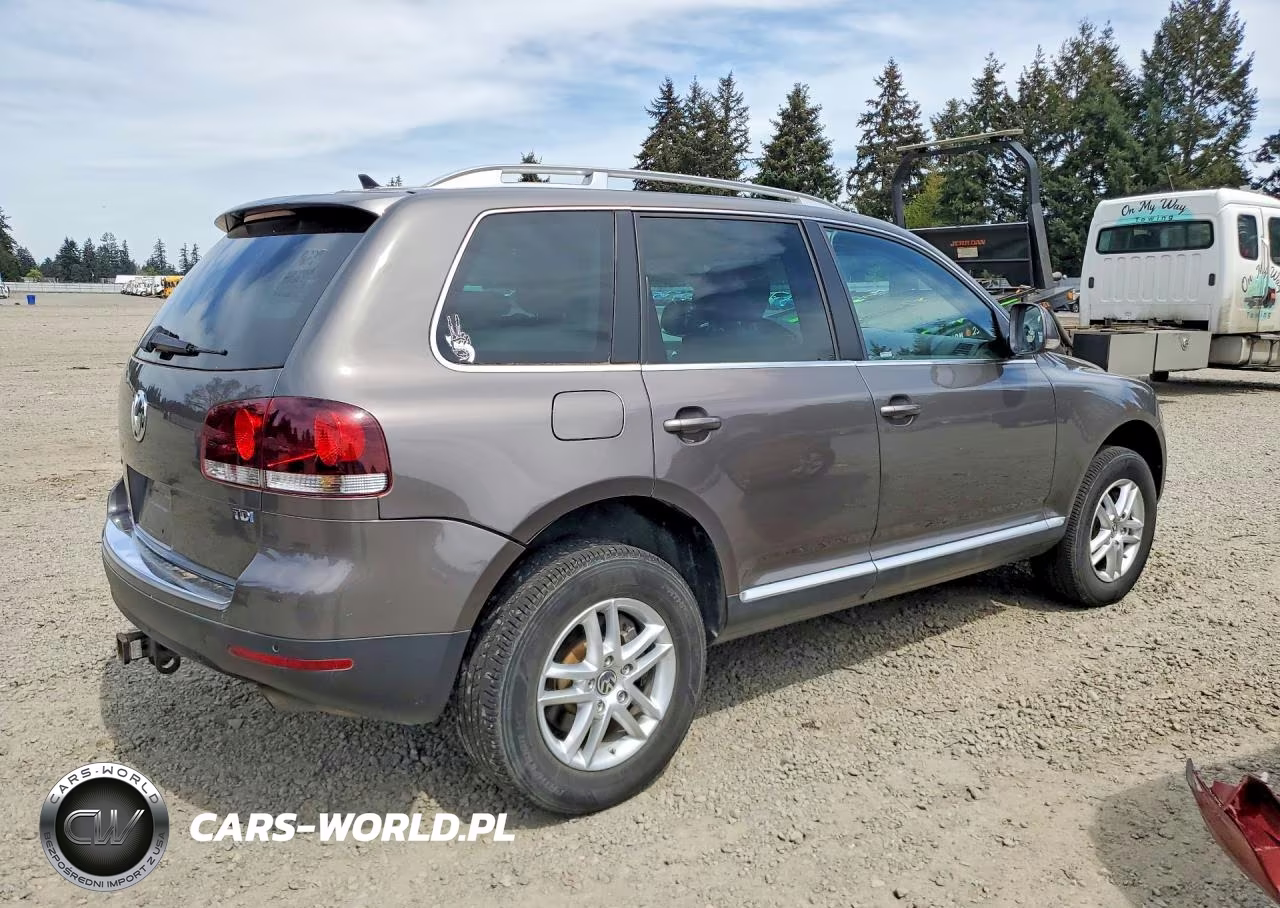 2010 Volkswagen Touareg Tdi VIN:WVGFK7A9XAD003892 - 3