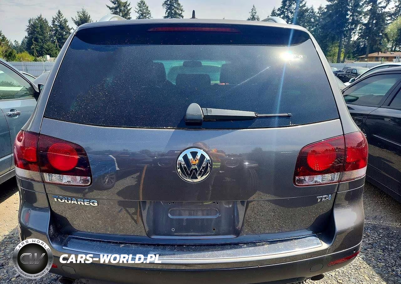 2010 Volkswagen Touareg Tdi VIN:WVGFK7A9XAD003892 - 6