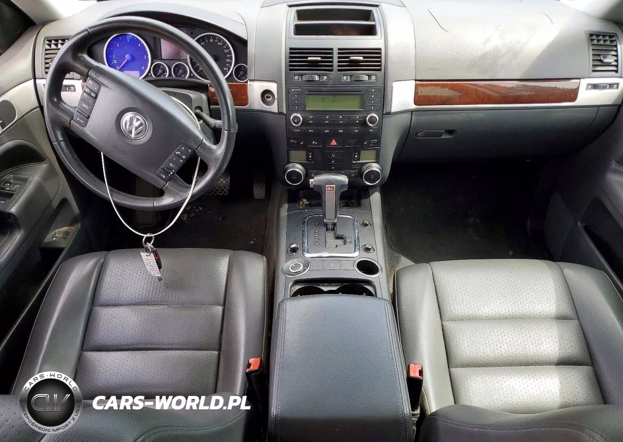 2010 Volkswagen Touareg Tdi VIN:WVGFK7A9XAD003892 - 8