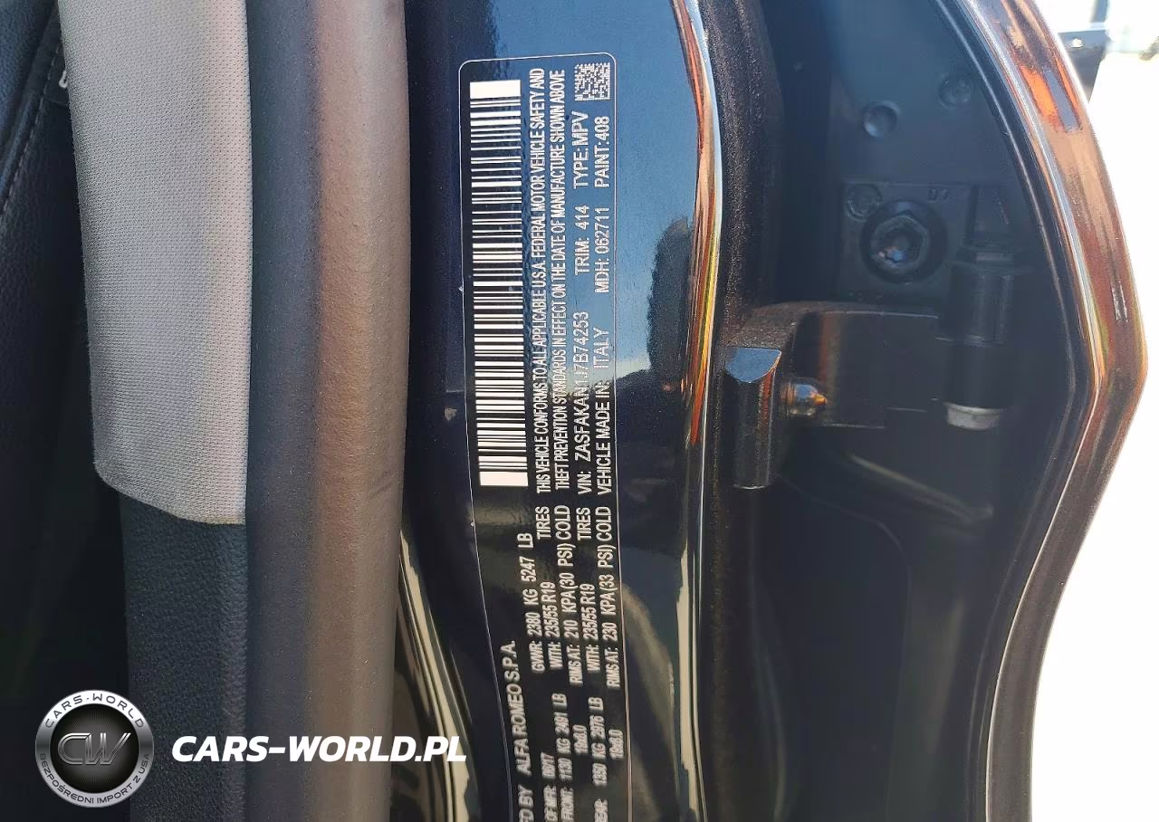 2018 Alfa Romeo Stelvio VIN:ZASFAKAN1J7B74253 - 13