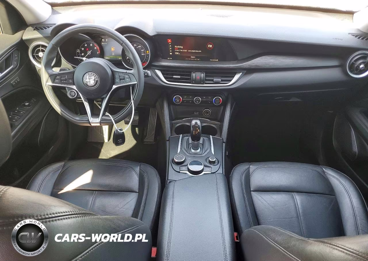 2018 Alfa Romeo Stelvio VIN:ZASFAKAN1J7B74253 - 8