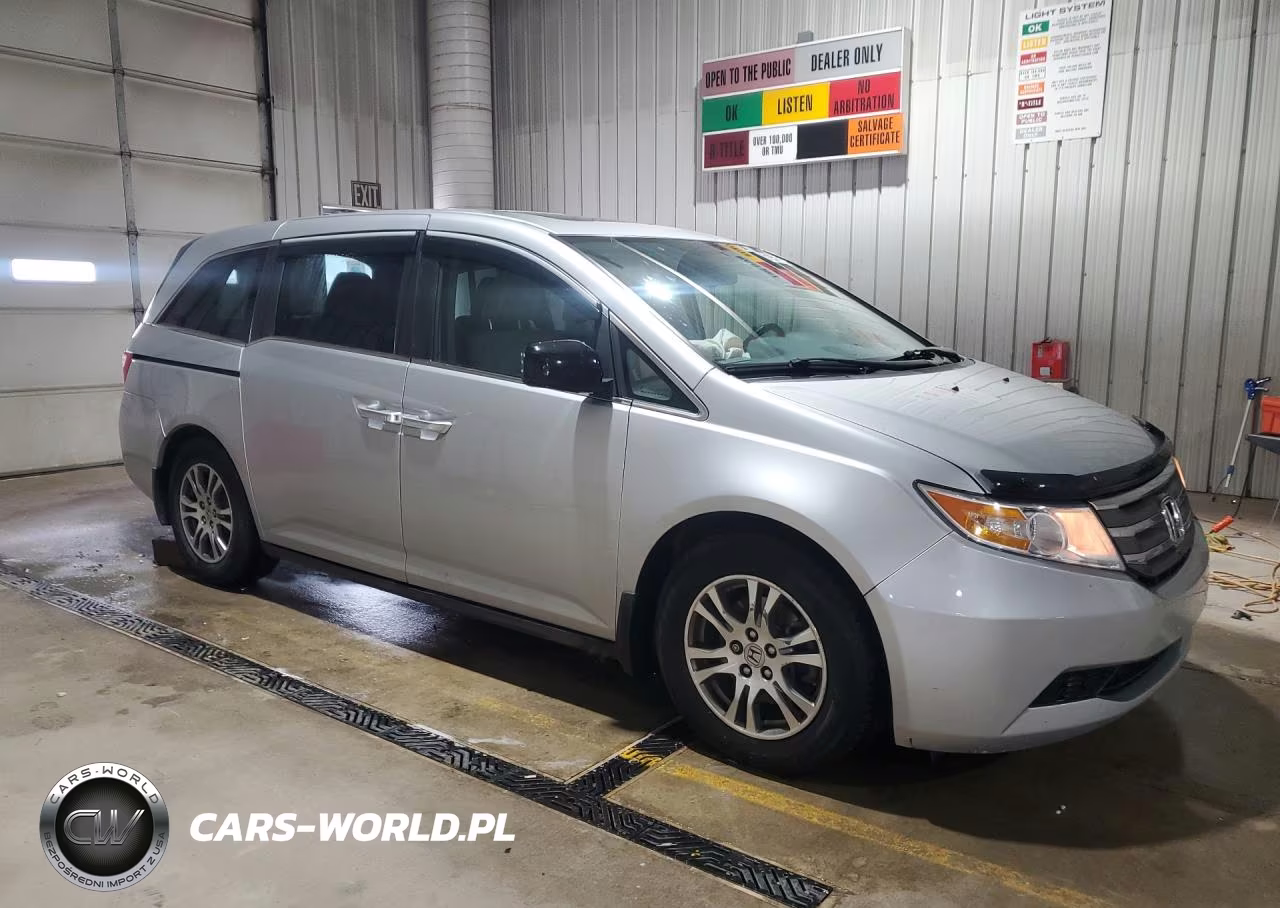 2013 Honda Odyssey Exl VIN:5FNRL5H61DB080582 - 4