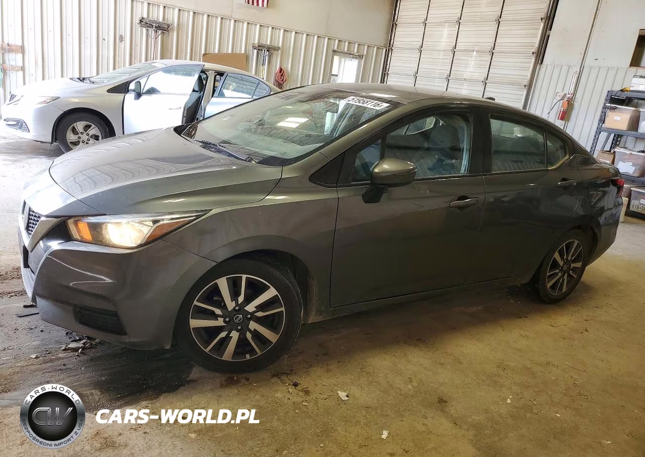 2020 Nissan Versa Sv