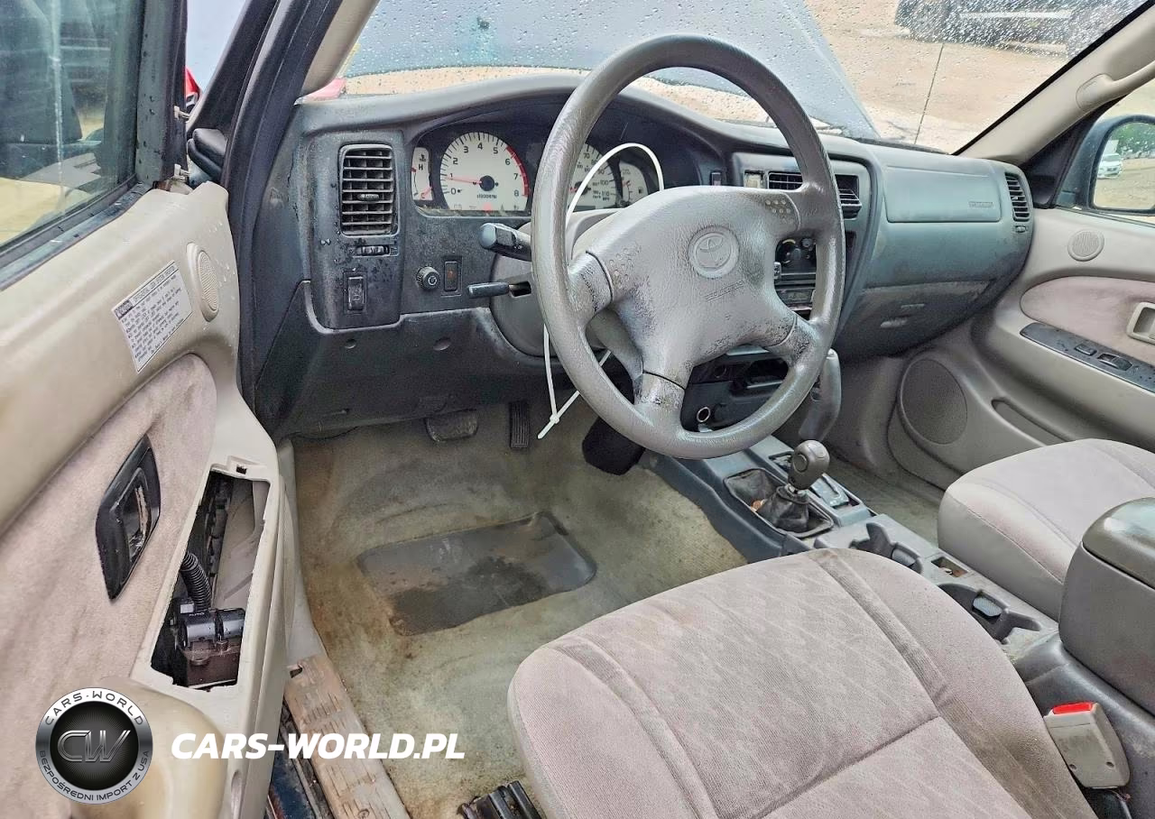 2003 Toyota Tacoma Xtracab VIN:5TEWN72N03Z212026 - 8