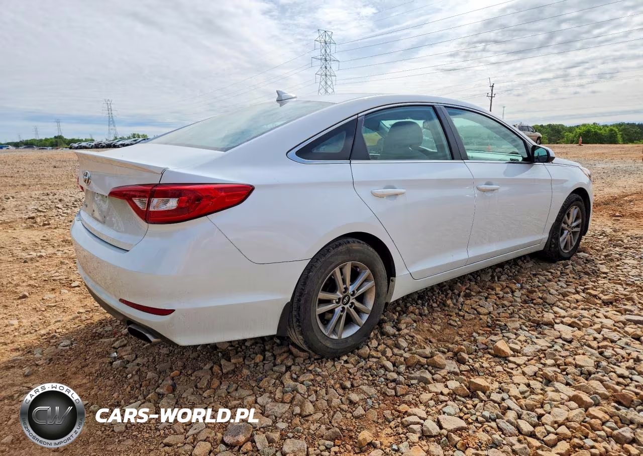 2016 Hyundai Sonata Se VIN:5NPE24AF4GH327881 - 3