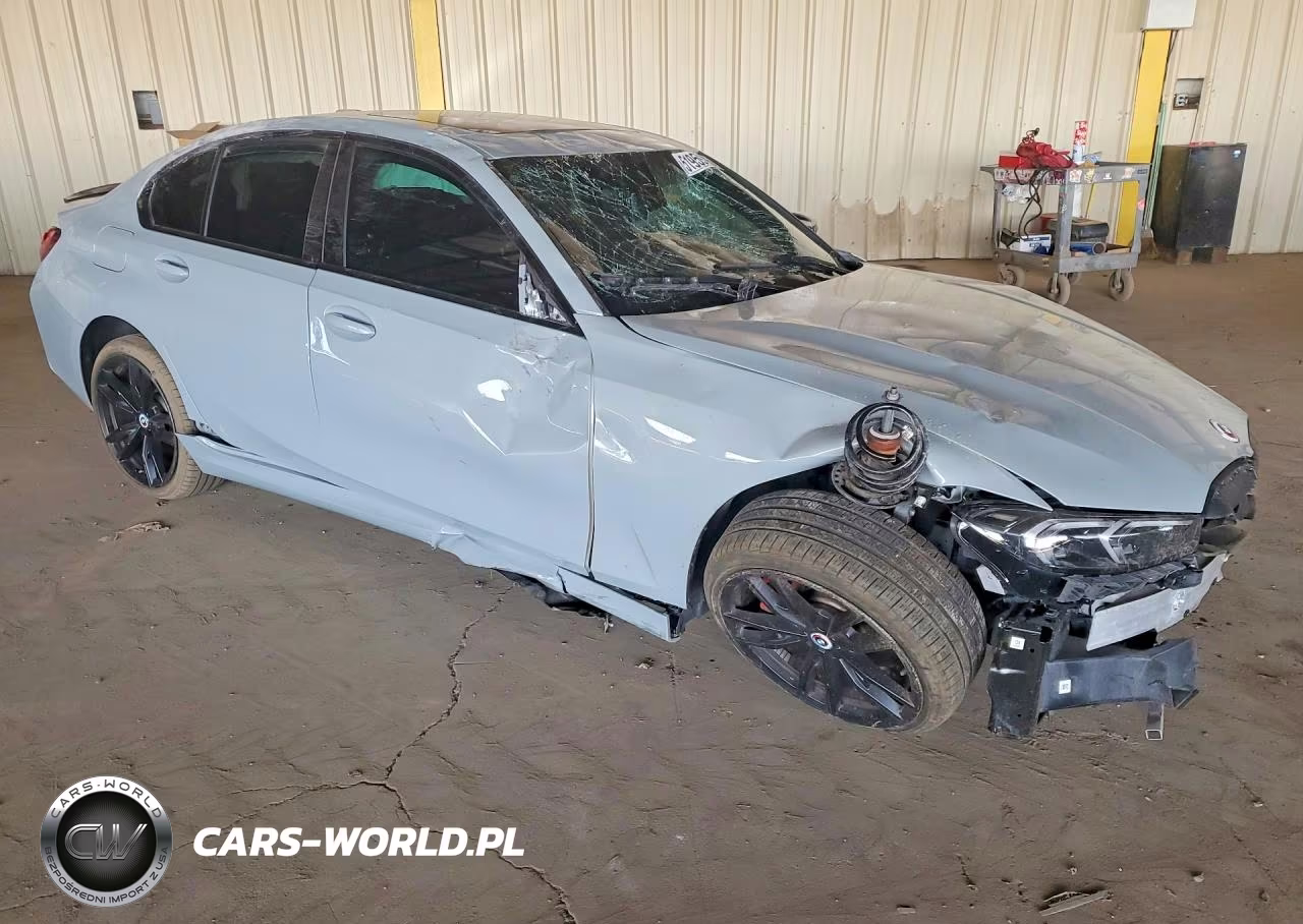 2023 BMW M340Xi VIN:3MW49FF08P8C90339 - 4