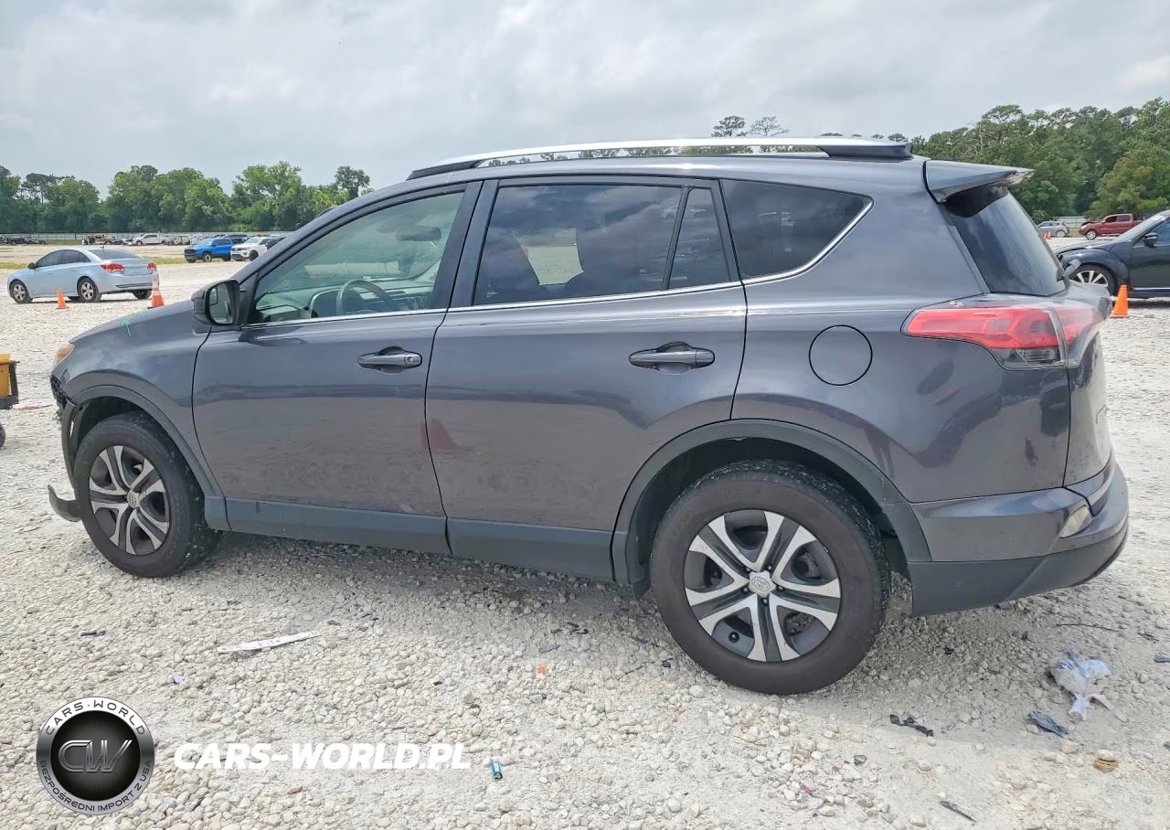 2017 Toyota Rav4 Le VIN:JTMBFREV4HJ115545 - 2