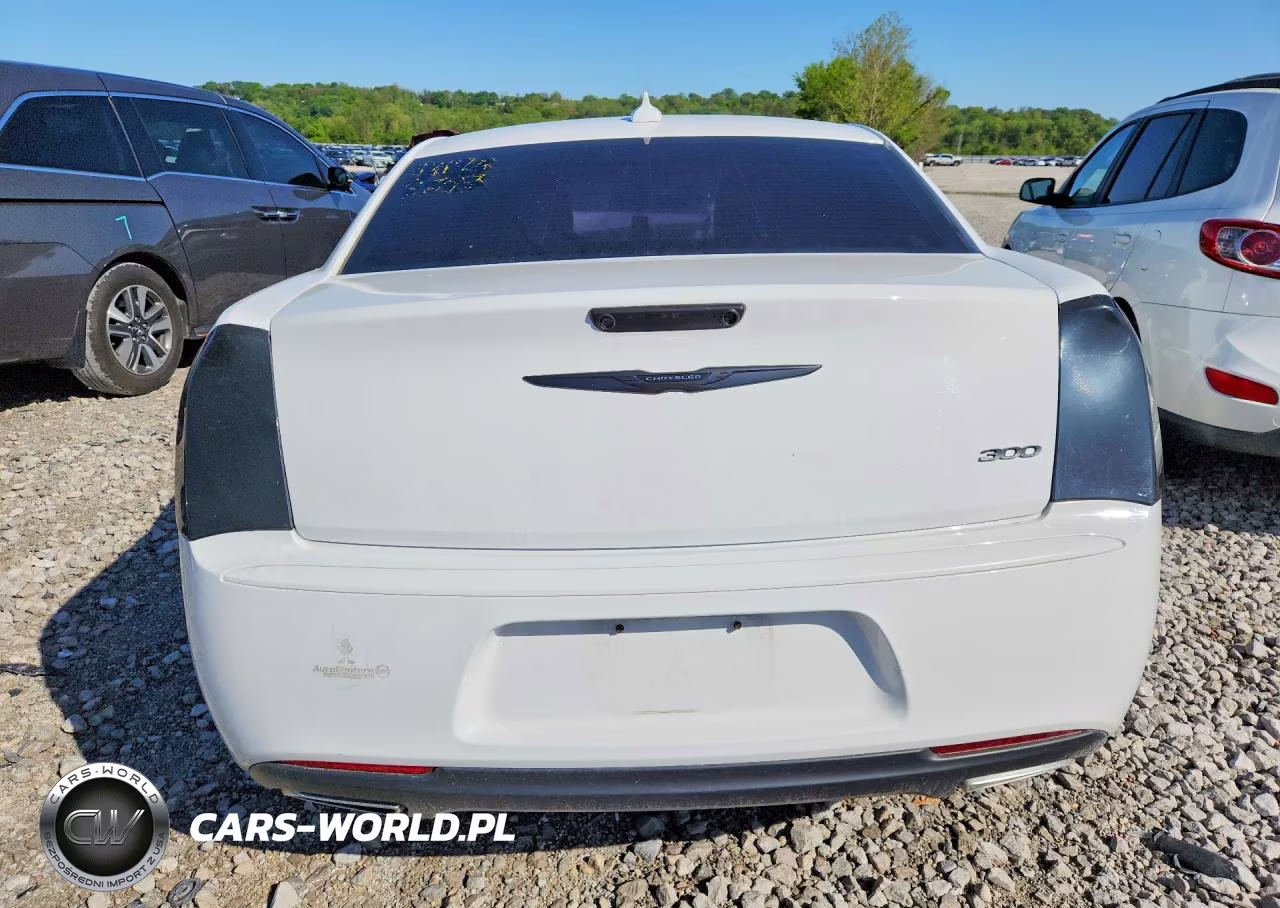 2021 Chrysler 300 Touring VIN:2C3CCAAG3MH515828 - 6