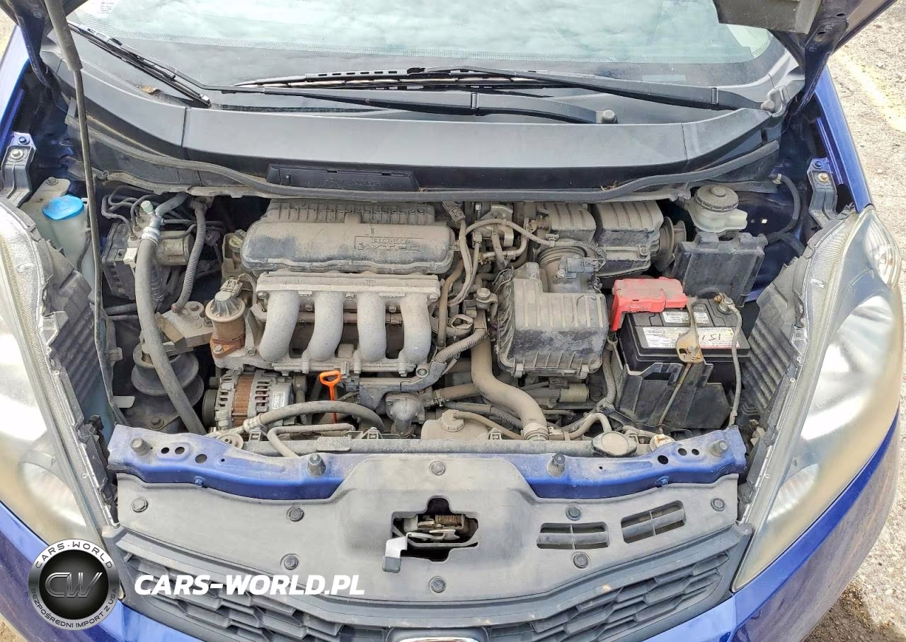 2013 Honda Fit Sport VIN:JHMGE8H57DC010560 - 11